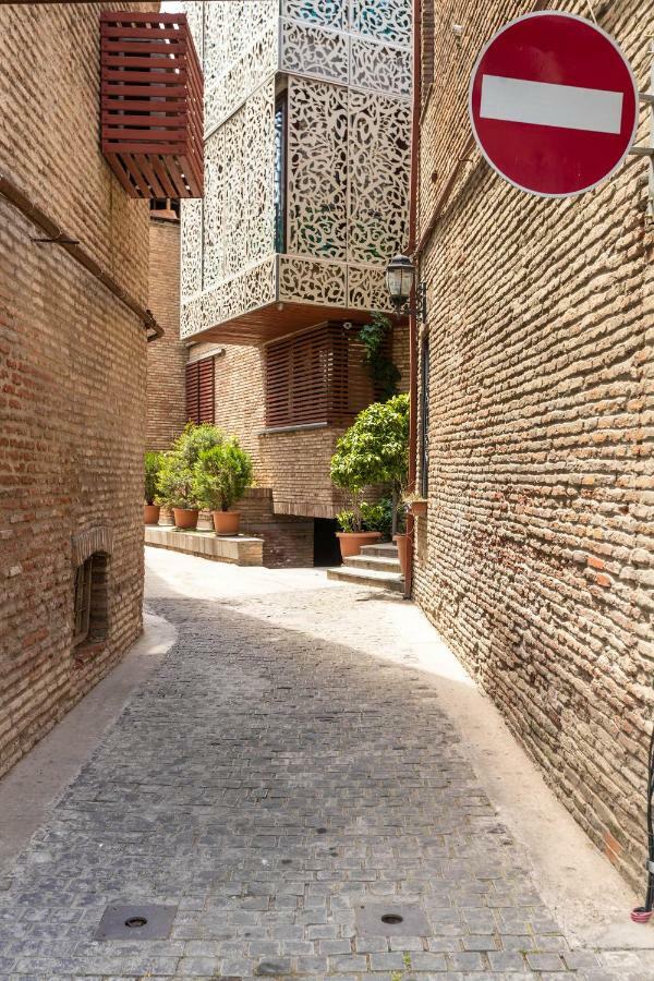 ★ Blue Door Rhapsody ★ - Special Stay In Old Town! Tbilisi Eksteriør billede