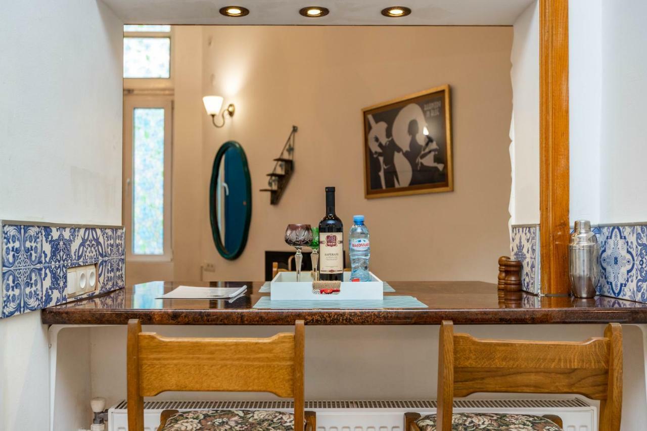 ★ Blue Door Rhapsody ★ - Special Stay In Old Town! Tbilisi Eksteriør billede
