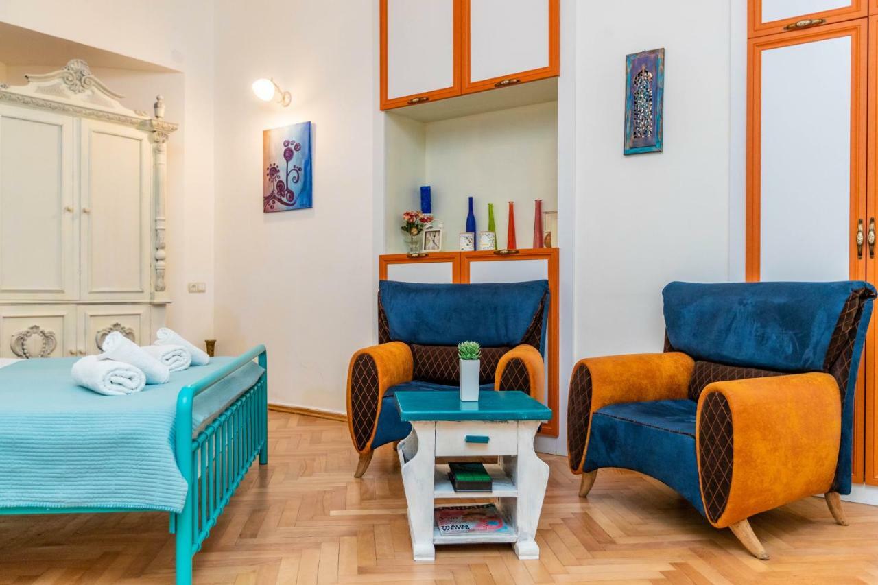 ★ Blue Door Rhapsody ★ - Special Stay In Old Town! Tbilisi Eksteriør billede