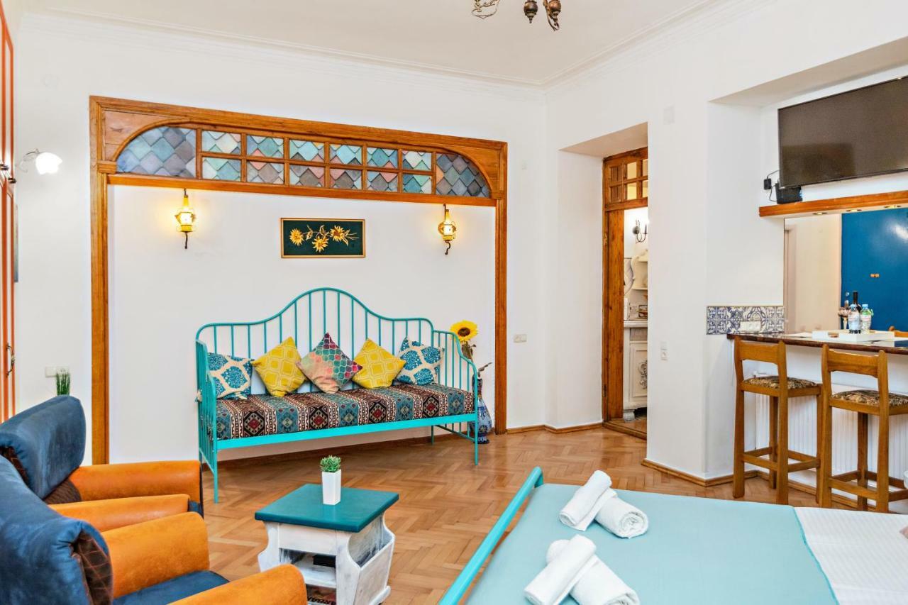 ★ Blue Door Rhapsody ★ - Special Stay In Old Town! Tbilisi Eksteriør billede